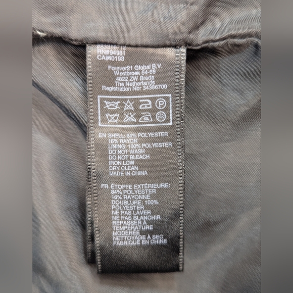 🎉 Forever 21 Double-Breasted Coat - Picture 14 of 15